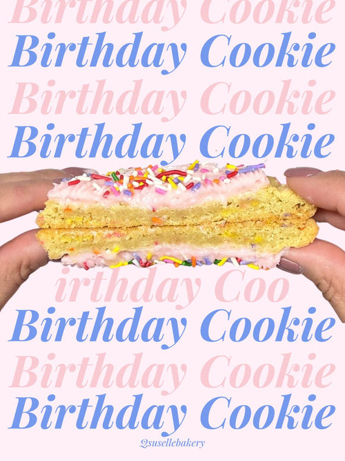 Birthday Cookie:          Galleta de vainilla con sprinkles de colores y betún de queso crema.