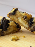 Cookies n´Cream:    Galleta con trozos de oreo, chips de chocolate semiamargo y rellena de cheesecake.